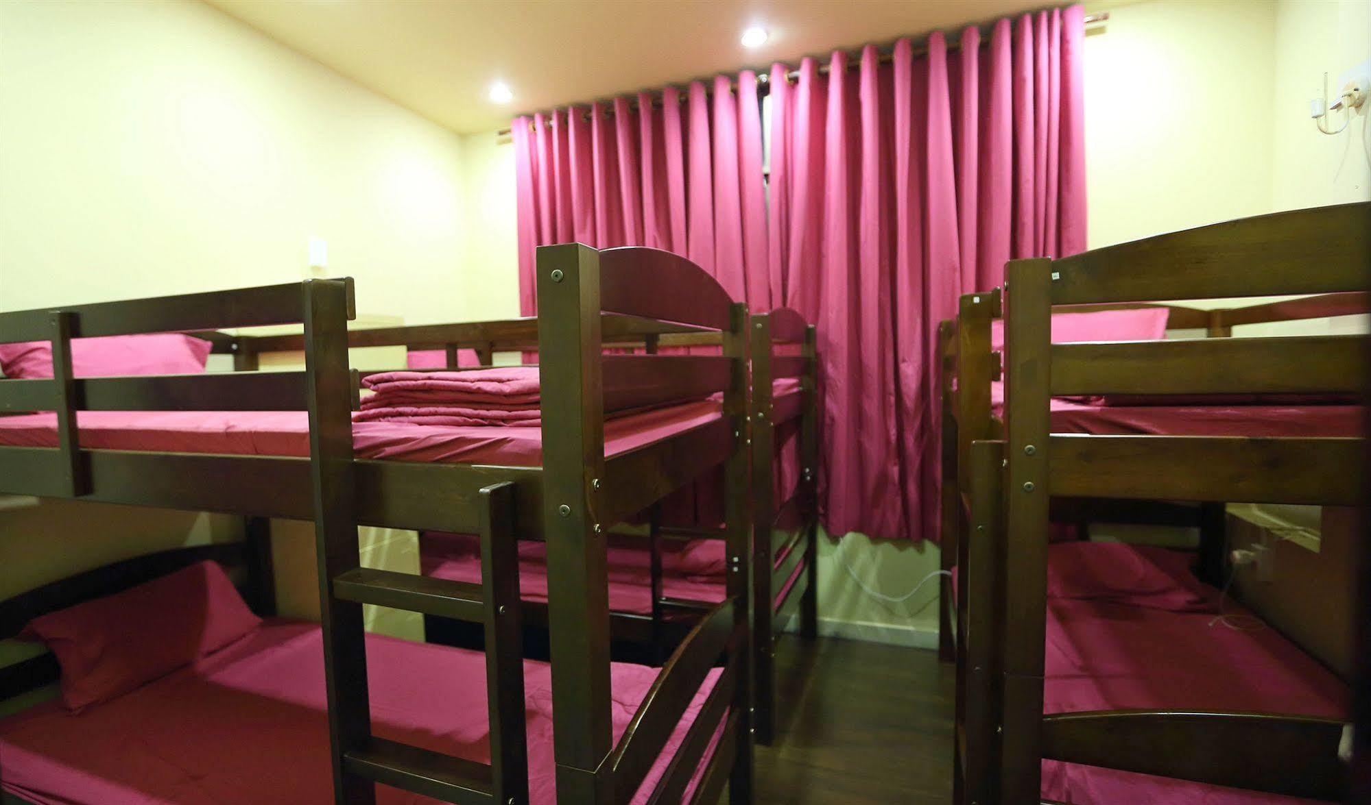 Budget Hostel Хошимін Екстер'єр фото